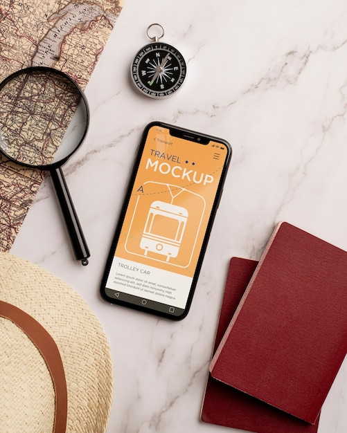 PSD maquette de smartphone avec carte de voyage et boussole