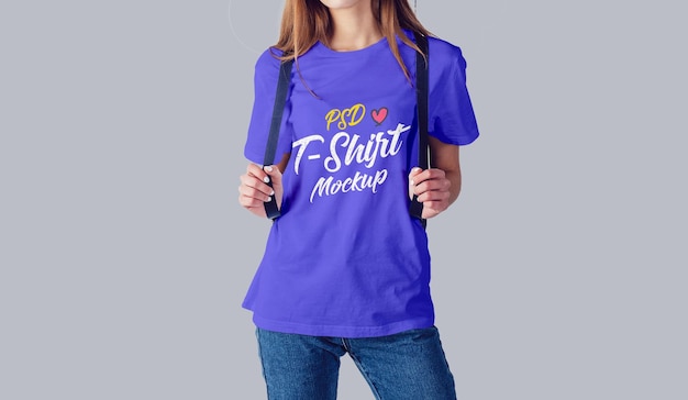 Maquette de t-shirt blanc femme