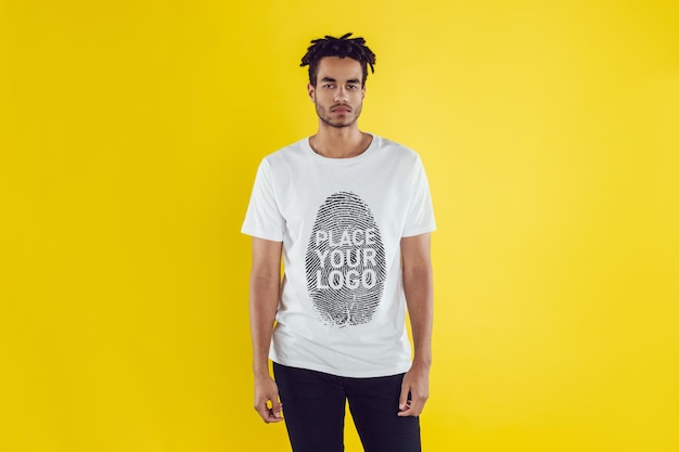 Maquette de t-shirt