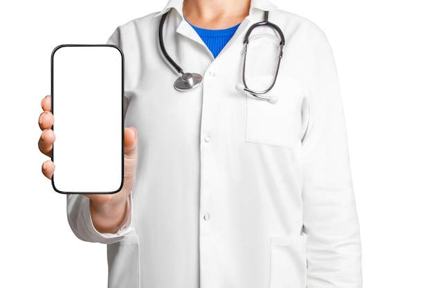 Médico segurando um smartphone com uma tela em branco em um fundo vazio para projetos de aplicativos médicos, marketing de saúde e apresentações digitais