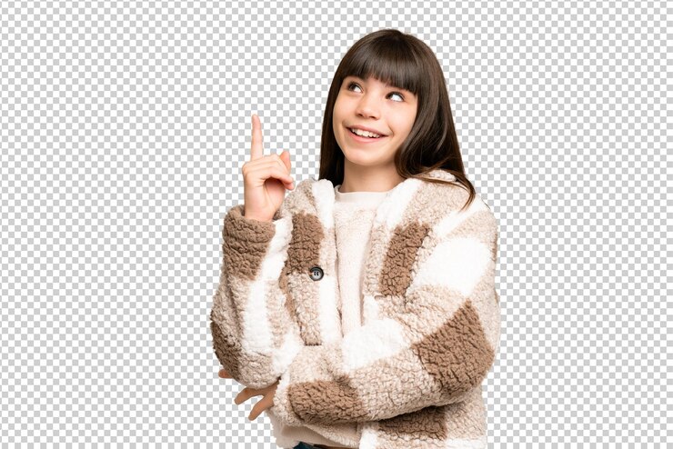 PSD menina sobre isolado verde chroma chave fundo apontando para uma grande ideia