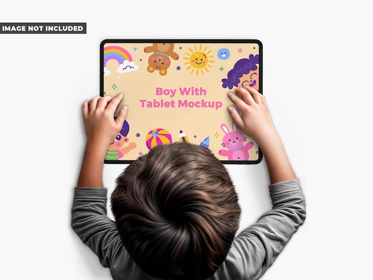 PSD menino com uma maquete de tablet