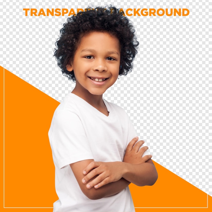PSD menino feliz com os braços cruzados sorrindo para uma foto com fundo transparente