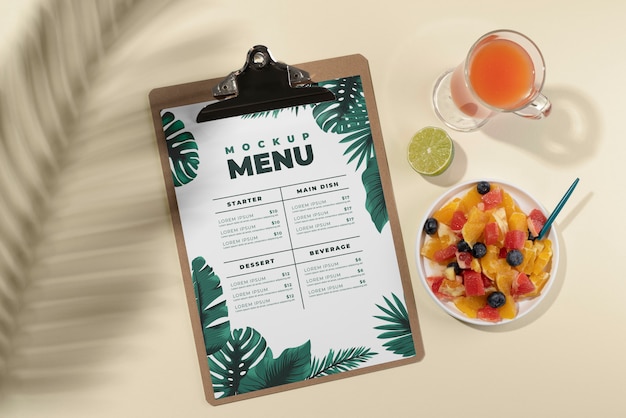 Menu estivo creativo con ingredienti