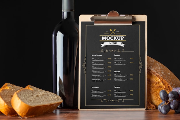 PSD menu para restaurante com pão e vinho