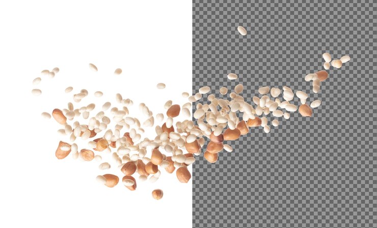 PSD mezcla frijoles de maní blancos caen explosión varios tipos de frijoles flotan explotan nube abstracta vuela frijoles mezclados de maní blanco seco salpicado arrojando en aire fondo blanco obturador de alta velocidad aislado