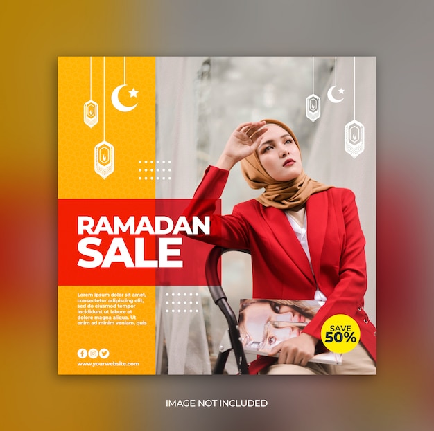 PSD mídia social de venda do ramadã postar modelo de banner ou folheto quadrado