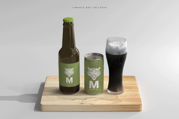 Mini lattina di soda o birra da 180 ml e bottiglia con mockup di gocce d'acqua