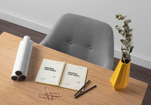 Minimales Desktop-Arbeitsplatz-Mock-up-Design
