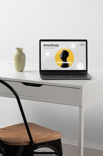 Minimales Desktop-Arbeitsplatz-Mock-up-Design
