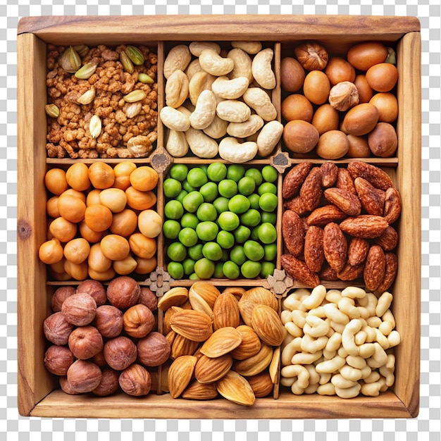 Mixture de noix dans une boîte en bois noix amande noisette isolée sur un fond transparent
