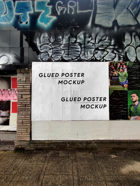 PSD mm geklebtes poster