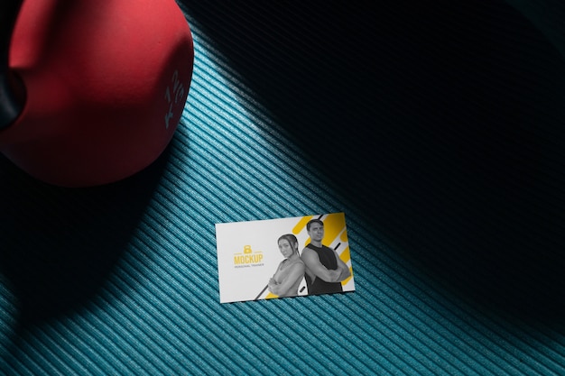 PSD mock-up-design für visitenkarten im fitnessstudio