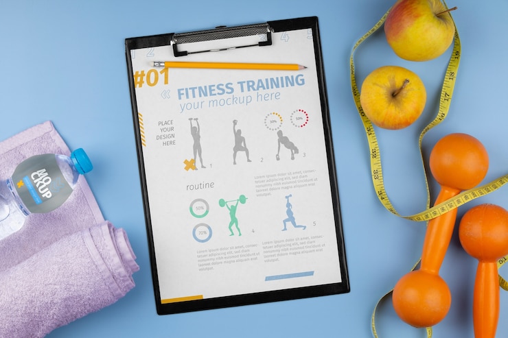 PSD mock-up di appunti con assortimento di kit da palestra