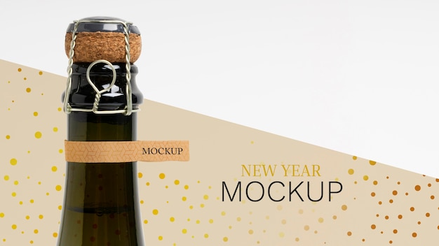 Mock-up di bottiglia di champagne e tappo in sughero