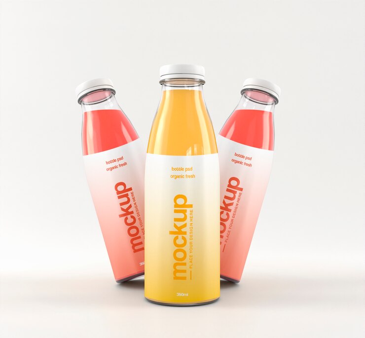 PSD mock-up di bottiglia di vetro trasparente per succo di frutta
