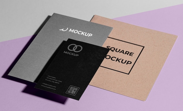 Mock-up di cancelleria per ufficio con carta