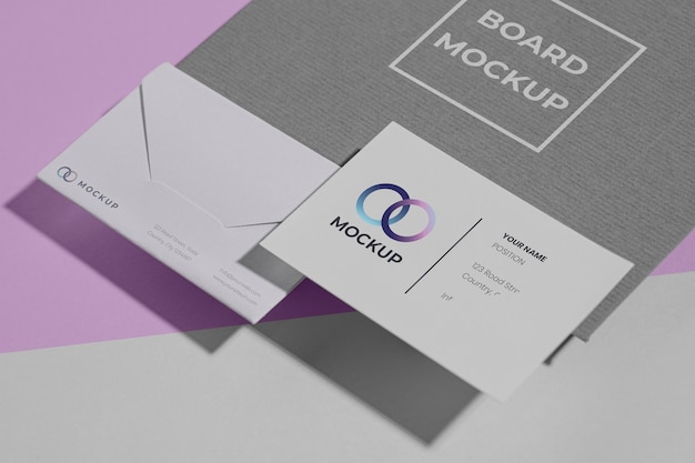 Mock-up di cancelleria per ufficio con carta