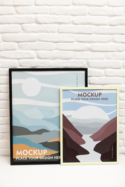 Mock-up di cornice per poster con decorazioni per interni