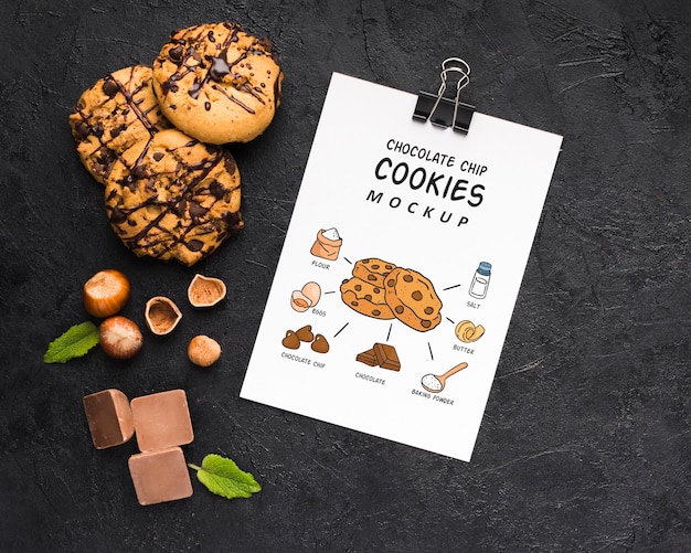 Mock-up di deliziosi biscotti al cioccolato