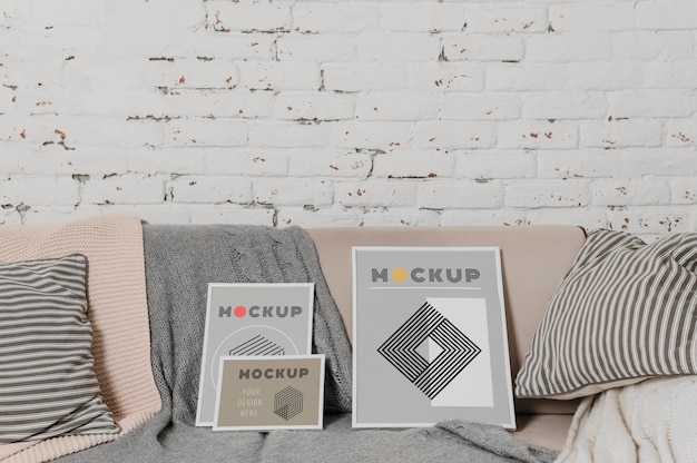 Mock up frame sul divano