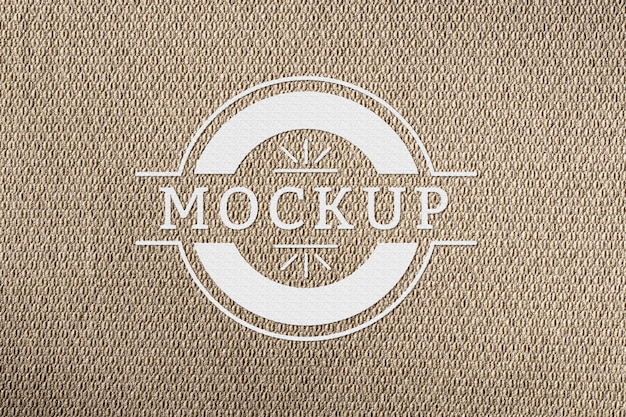 Mock-up minimalista con struttura in materiale liscio