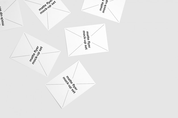 Mock up de varios folletos mate