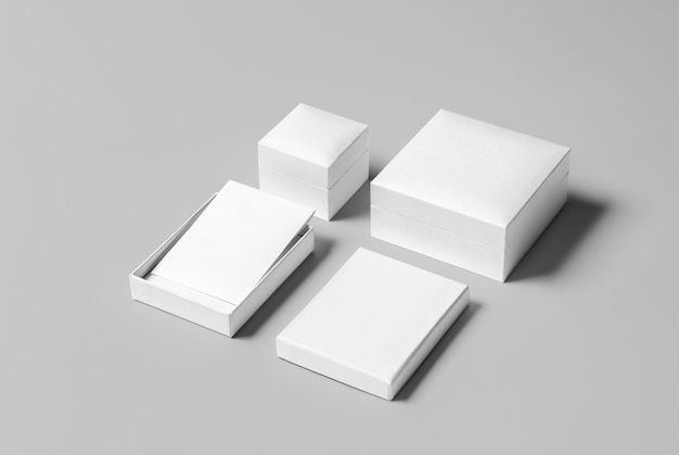 Mockup de boîtes blanches pour l'emballage et la présentation des produits