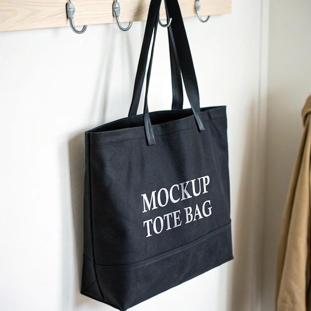 Mockup de bolsa de Tote colgado