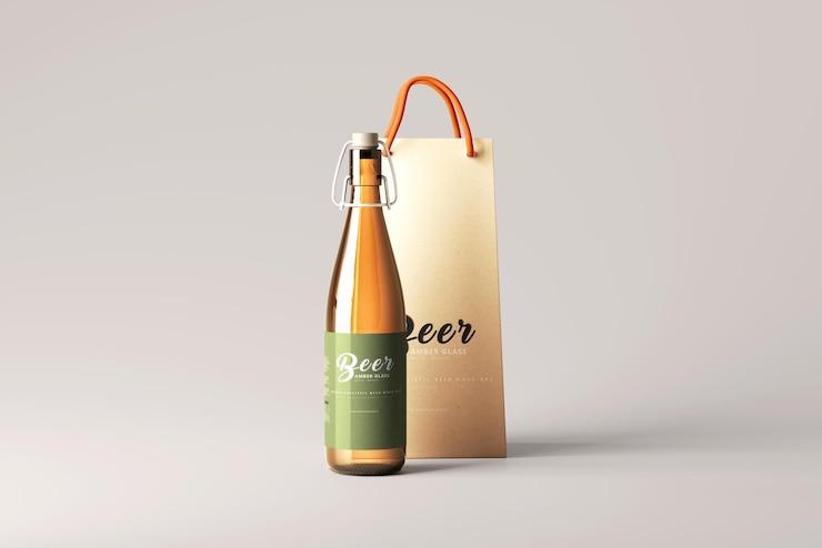 PSD mockup de una botella de cerveza