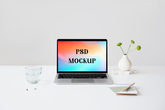Mockup de la computadora portátil PSD