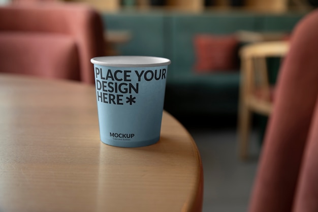 Mockup de copa en espacio publico