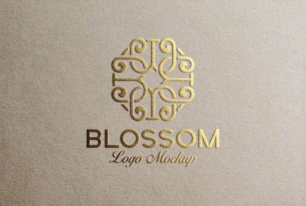 Mockup del logo in foglio d'oro di carta vecchia