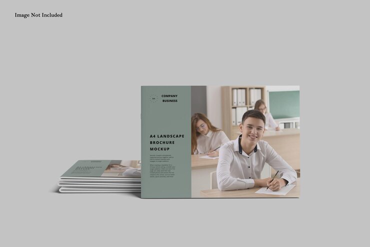 PSD mockup dell'opuscolo del paesaggio