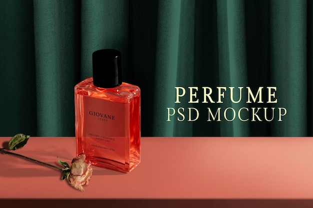 Mockup di bottiglia di profumo, confezione di prodotti di bellezza psd