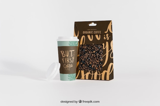 Mockup di caffè con scatola e tazza