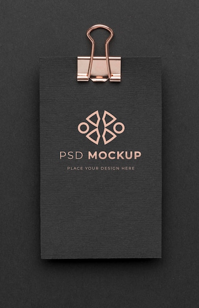 Mockup di cancelleria scuro e rame