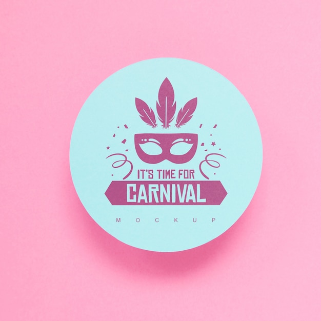 Mockup di carta rotondo con il concetto di Carnevale