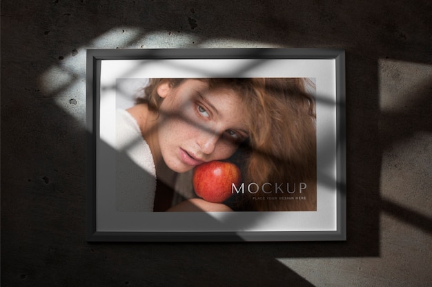 Mockup di cornice per foto con ombra