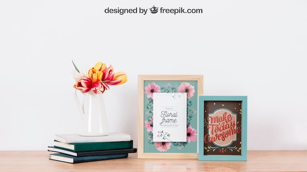 Mockup di cornici e libri