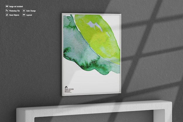 Mockup di foto cornice isolato sul muro