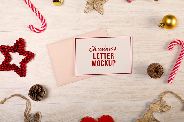 Mockup di lettera e busta di Natale