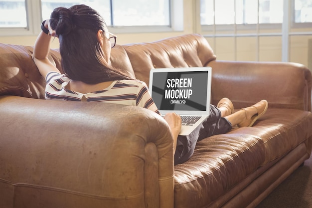 Mockup di Photoshop per lo schermo del tablet