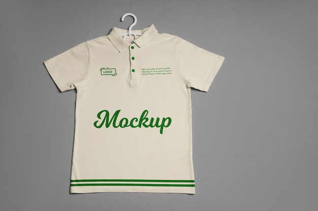 Mockup di polo vista dall'alto