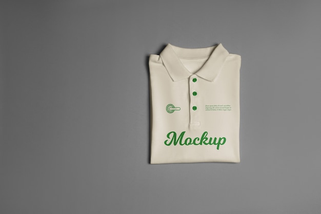 Mockup di polo vista dall'alto
