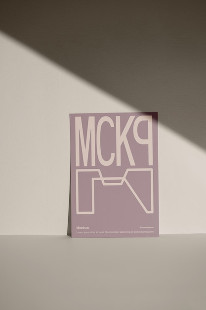 Mockup di poster di studio di carta
