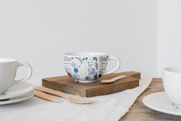 Mockup di tazza nella vita reale