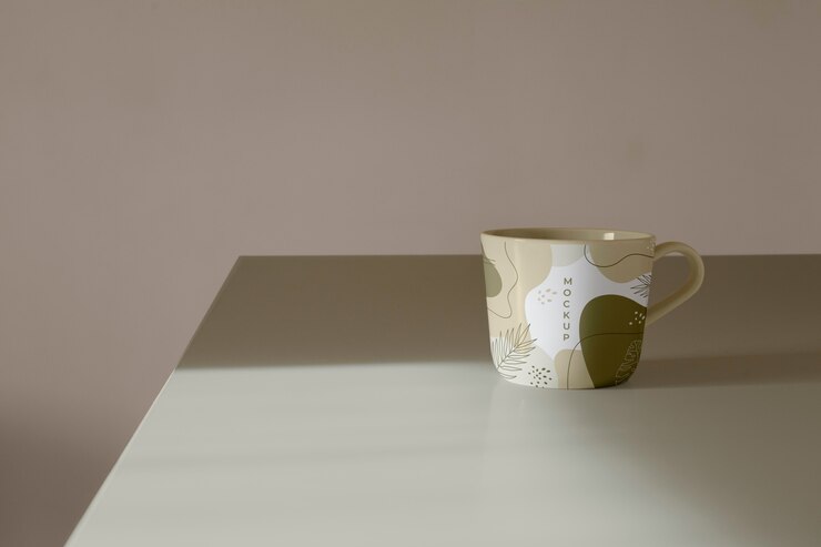 PSD mockup di tazza nella vita reale