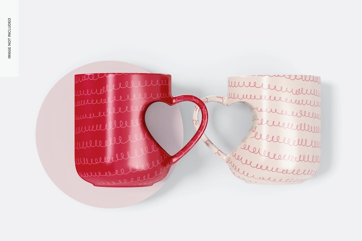 PSD mockup di tazze a cuore, vista dall'alto