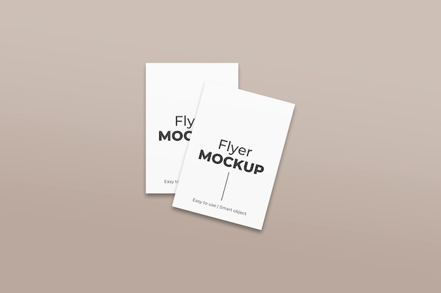 Mockup di volantini psd sul muro